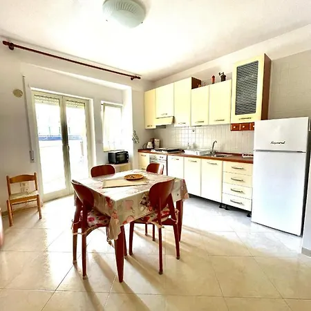 Διαμέρισμα Casa Brina *